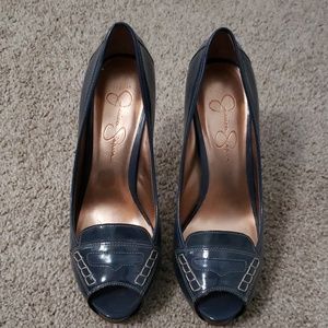 Jessica Simpson navy heels